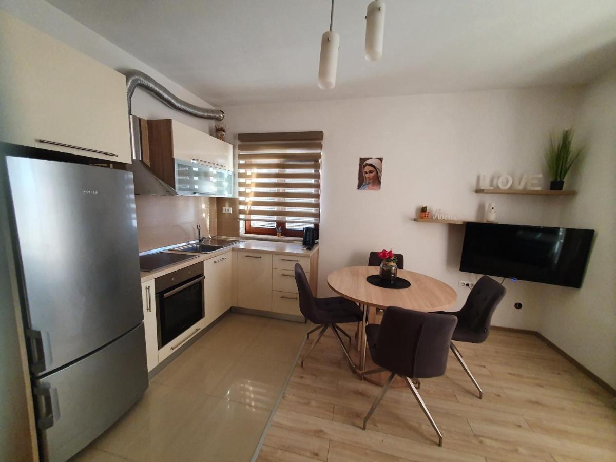 Apartments Stipe 비오그라드나모루 객실 사진